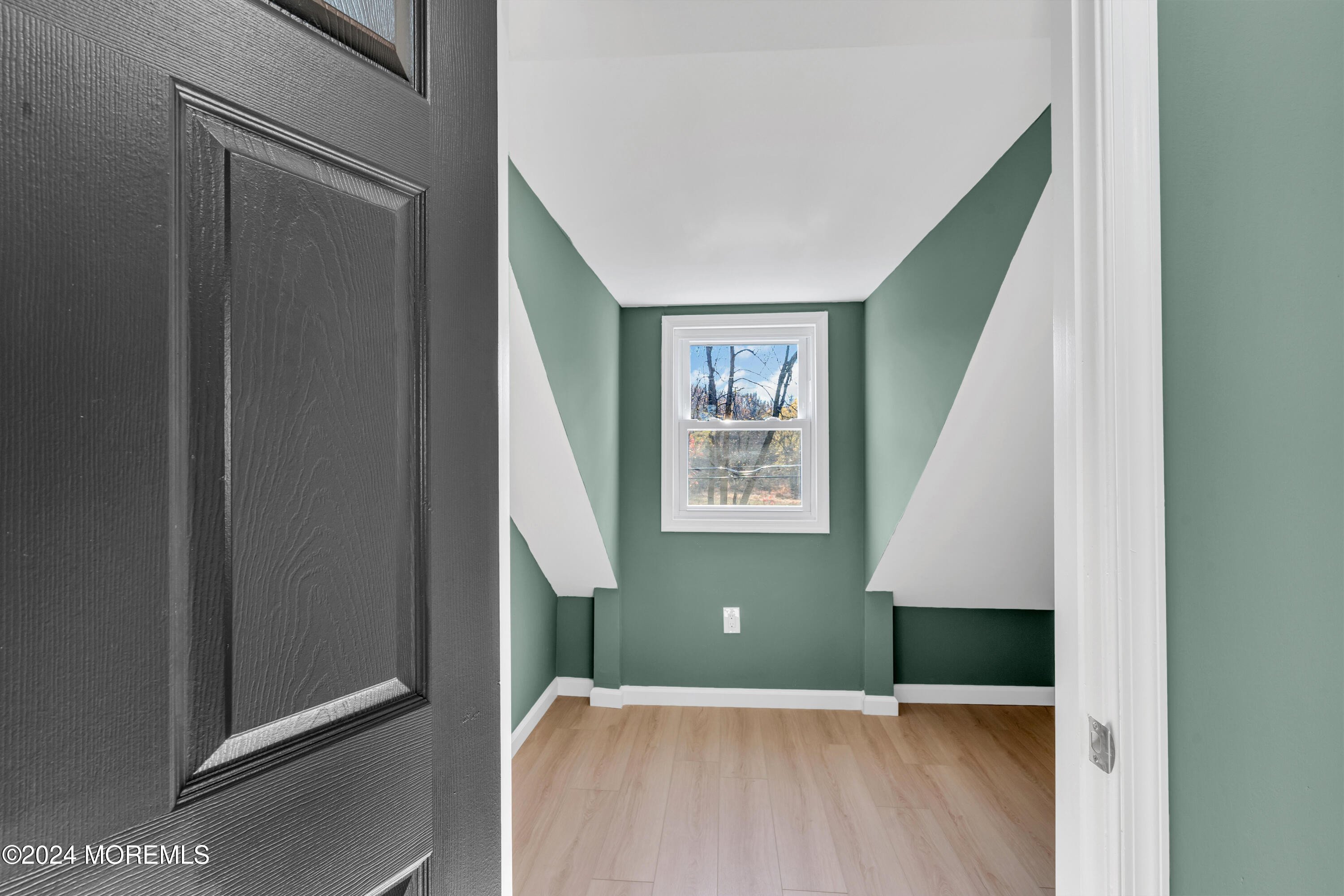 2053 Bustleton Road Burlington, NJ 08016 - Photo 41 of 55 054_ey200545_841