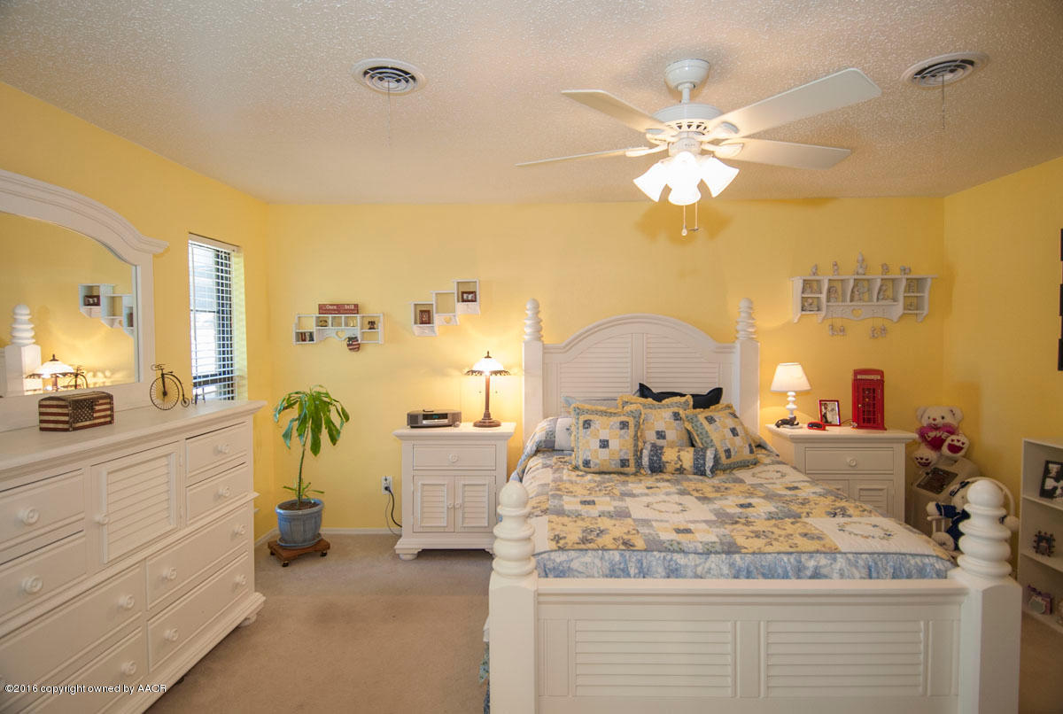 6508 Drexel Road Amarillo, TX 79109 - Photo 13 of 32 MASTER VIEW 3