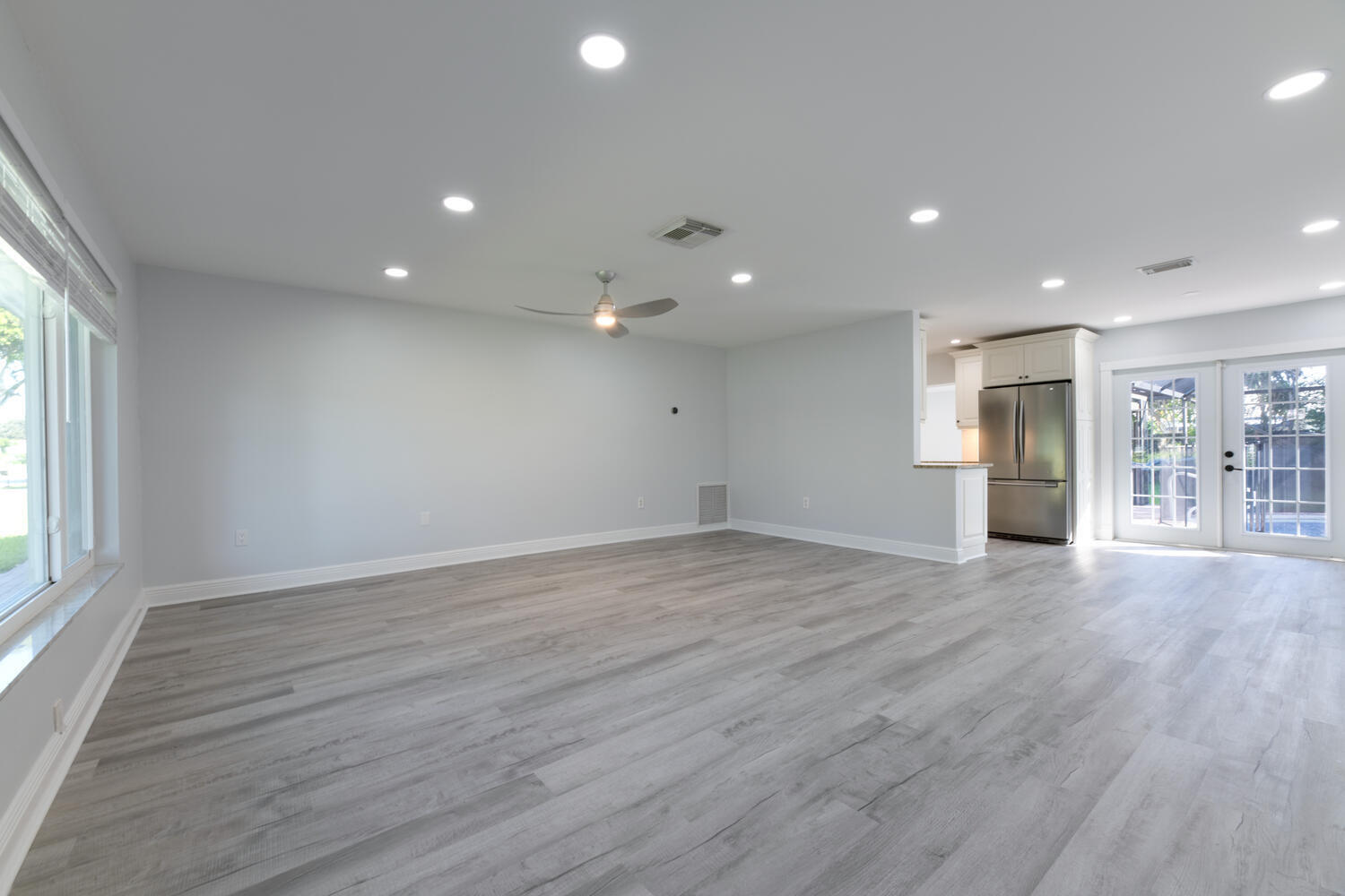 3376 Northwest 26th Court Boca Raton, FL 33434 - Photo 16 of 30 3376 NW 26th Ct Boca Raton FL-large-010-
