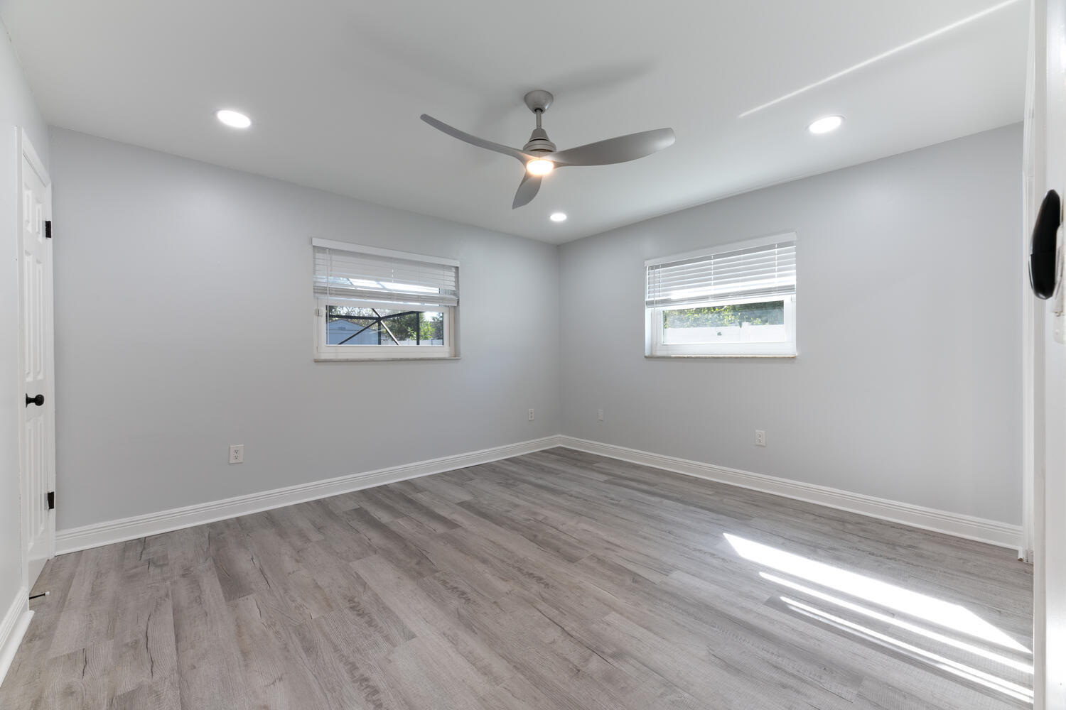 3376 Northwest 26th Court Boca Raton, FL 33434 - Photo 20 of 30 3376 NW 26th Ct Boca Raton FL-large-015-