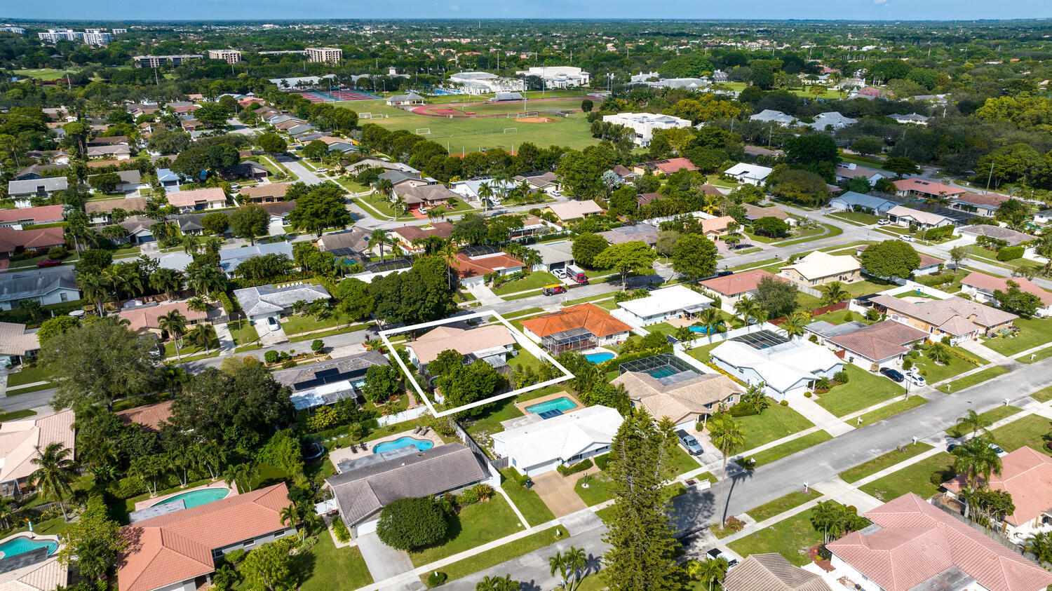 3376 Northwest 26th Court Boca Raton, FL 33434 - Photo 26 of 30 3376 NW 26th Ct Boca Raton FL-large-006-