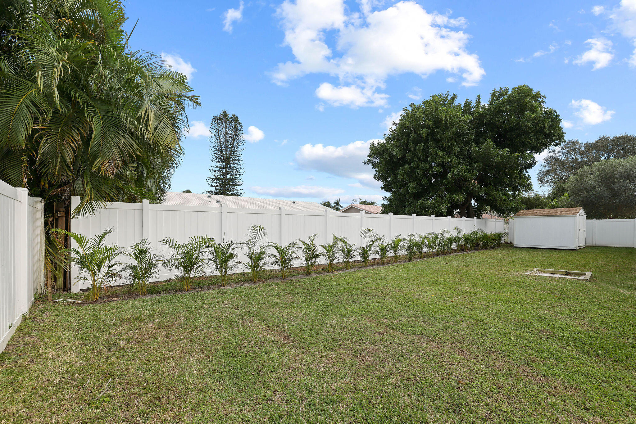3376 Northwest 26th Court Boca Raton, FL 33434 - Photo 7 of 30 6_3376_nw_26_ct_boca_photo_by_supremesce