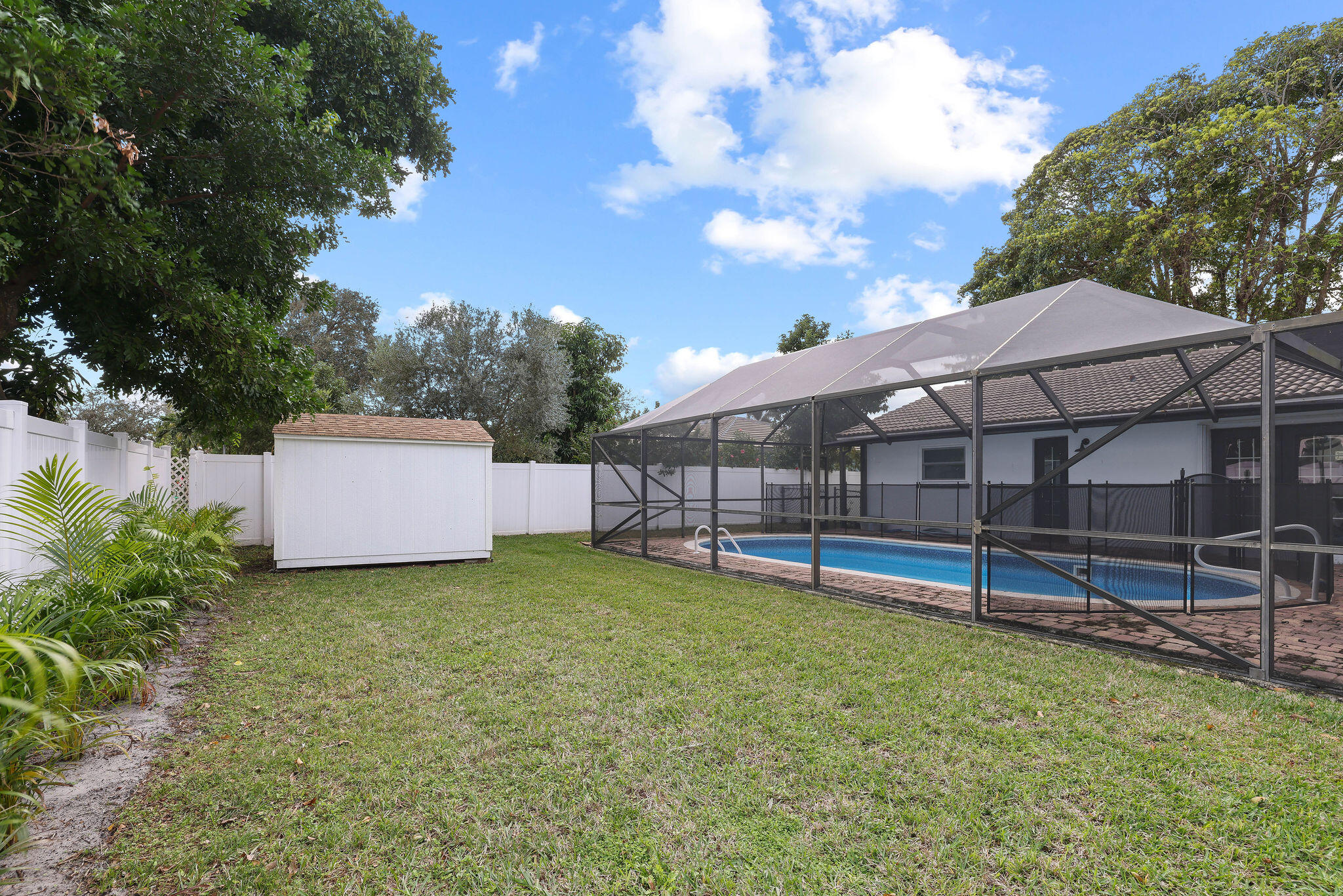 3376 Northwest 26th Court Boca Raton, FL 33434 - Photo 8 of 30 9_3376_nw_26_ct_boca_photo_by_supremesce