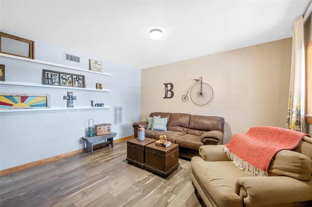 $775,000 | 311 Cedar Ridge Drive, China Spring, TX 76633