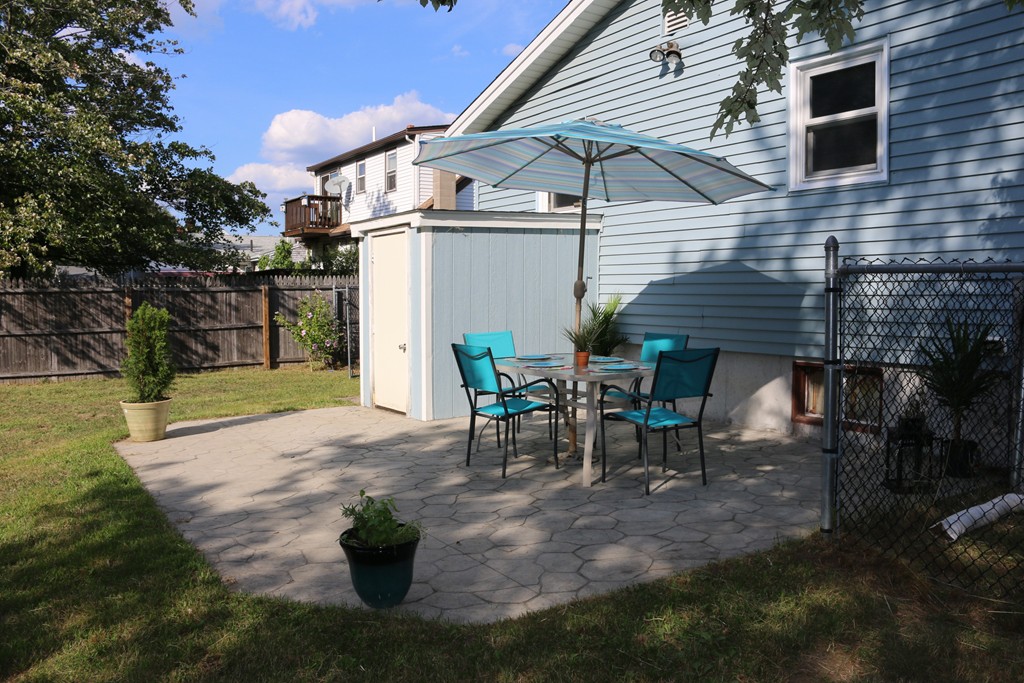 718 Rathbun Street Blackstone, MA 01504 - Photo 11 of 17 Gallery Image 11