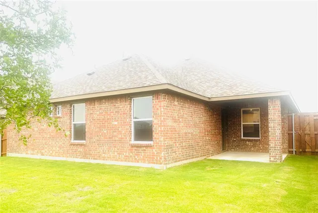 $2,950 | 2323 Lannister Street, Mansfield, TX 76063