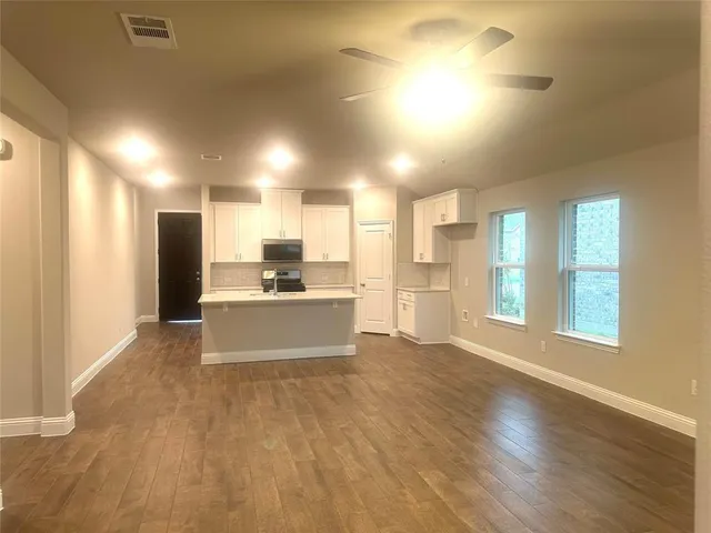 $2,950 | 2323 Lannister Street, Mansfield, TX 76063