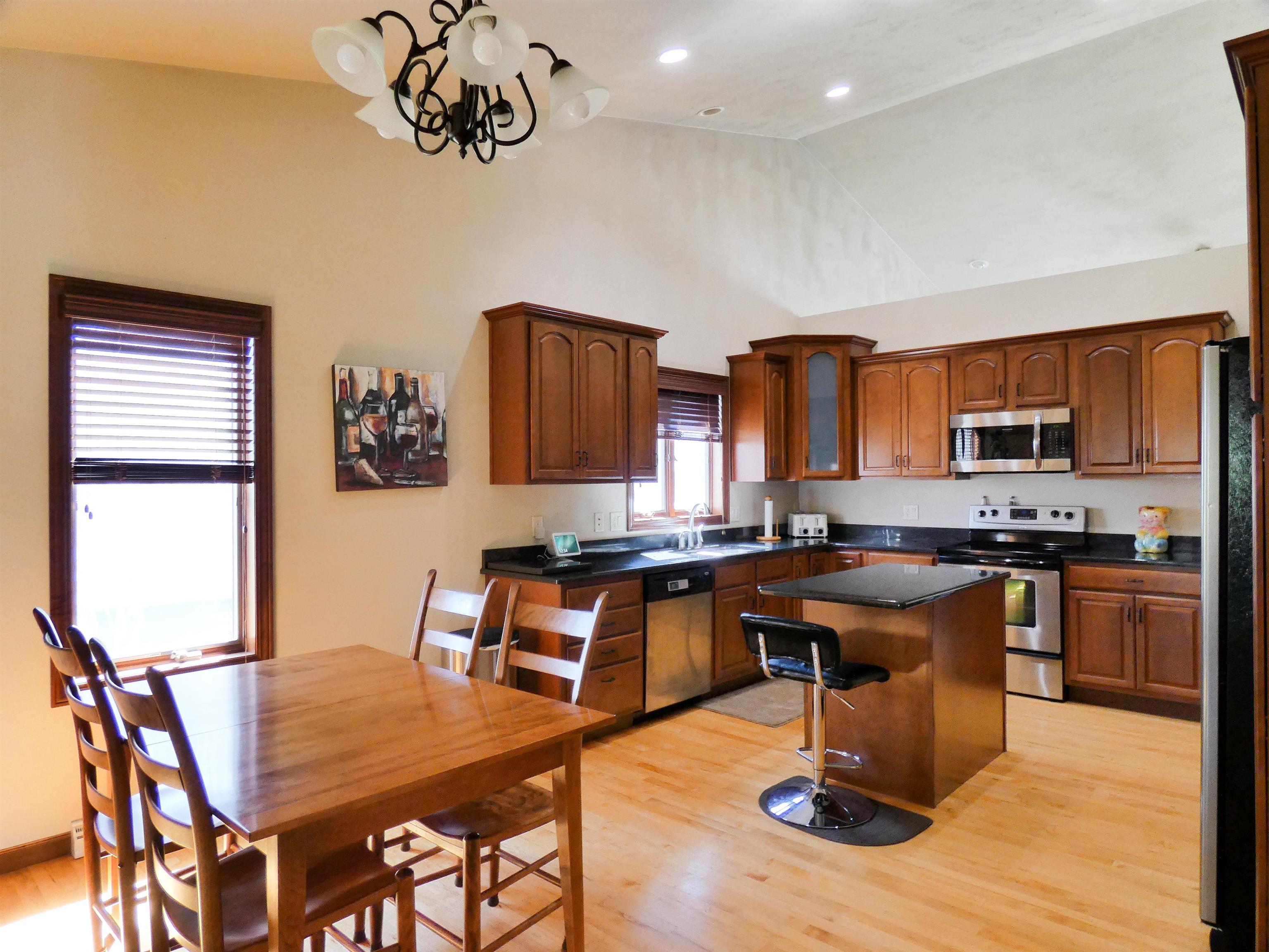 4732 North Fallview Lane, Unit 1701 Appleton, WI 54913 - Photo 11 of 36