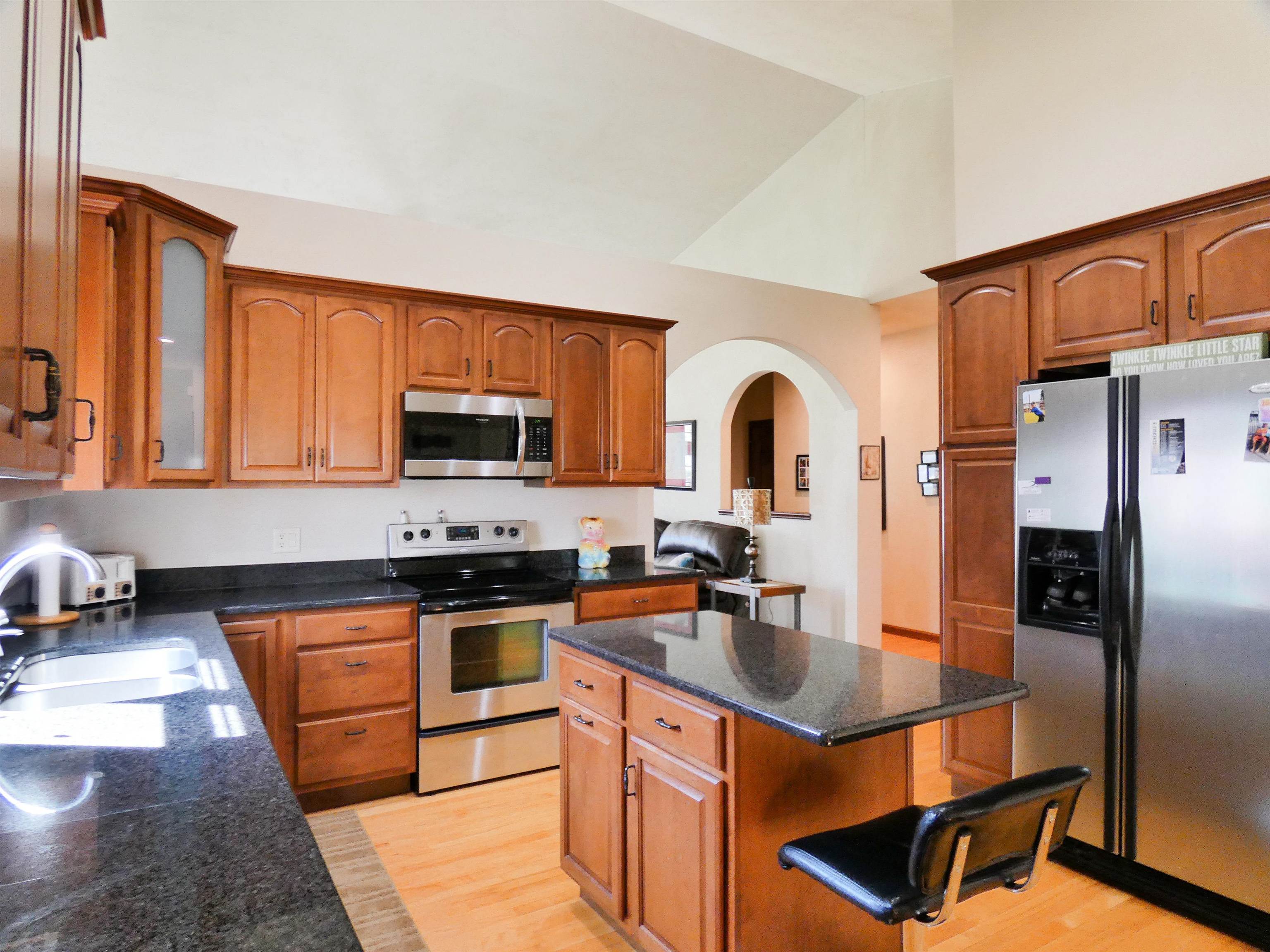 4732 North Fallview Lane, Unit 1701 Appleton, WI 54913 - Photo 5 of 36