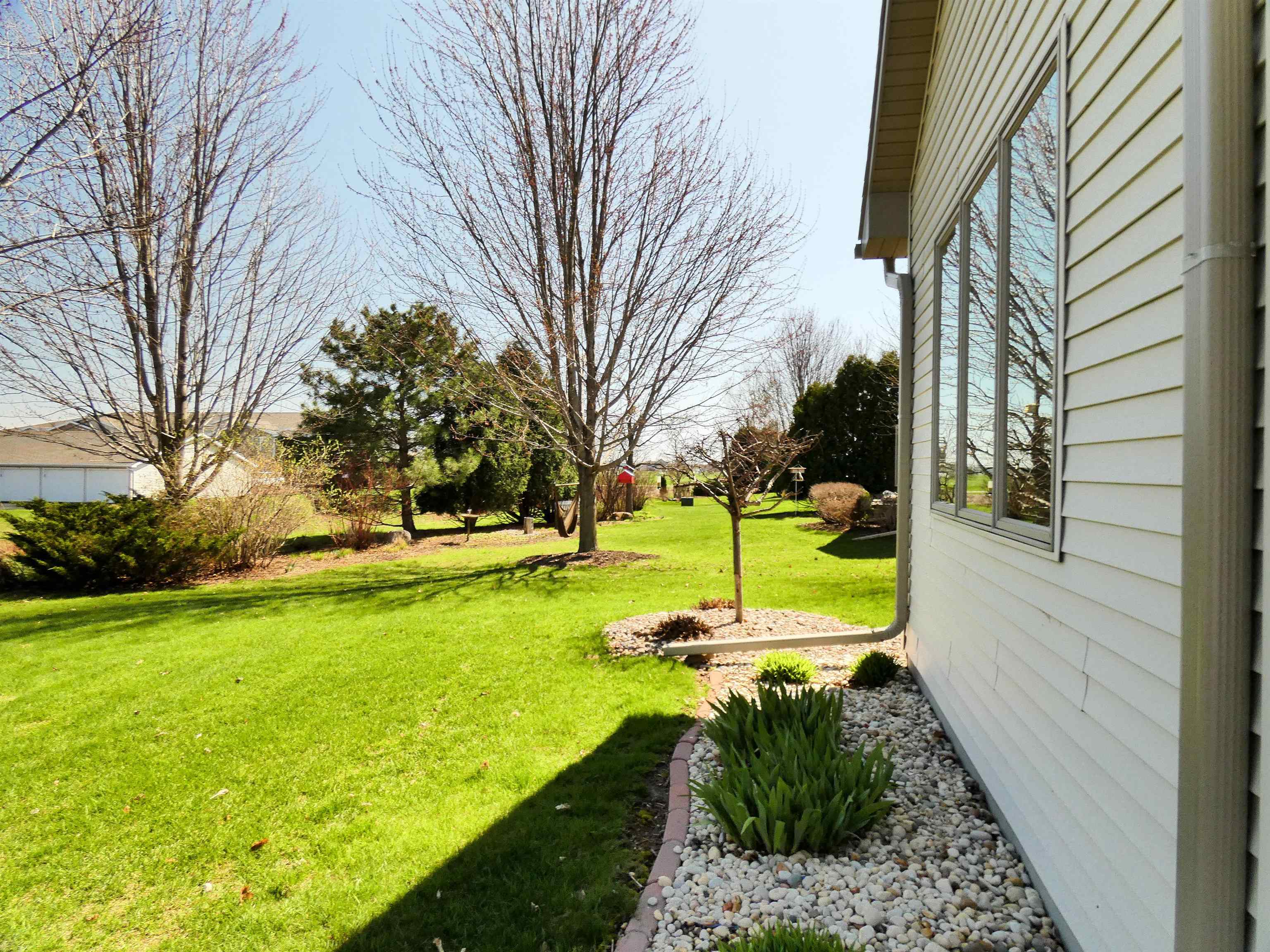 4732 North Fallview Lane, Unit 1701 Appleton, WI 54913 - Photo 10 of 36