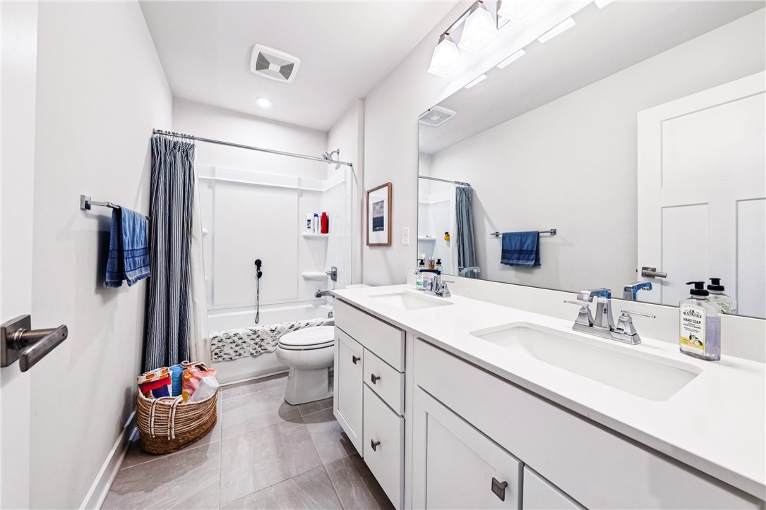 34 Robert Michaels Run Penfield, NY 14526 - Photo 13 of 41