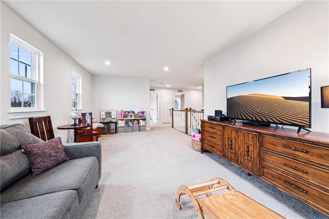 34 Robert Michaels Run Penfield, NY 14526 - Photo 25 of 41