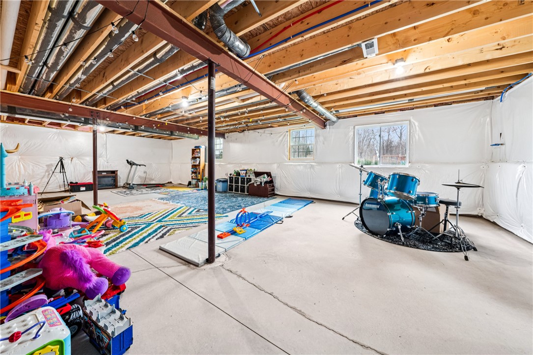 34 Robert Michaels Run Penfield, NY 14526 - Photo 35 of 41