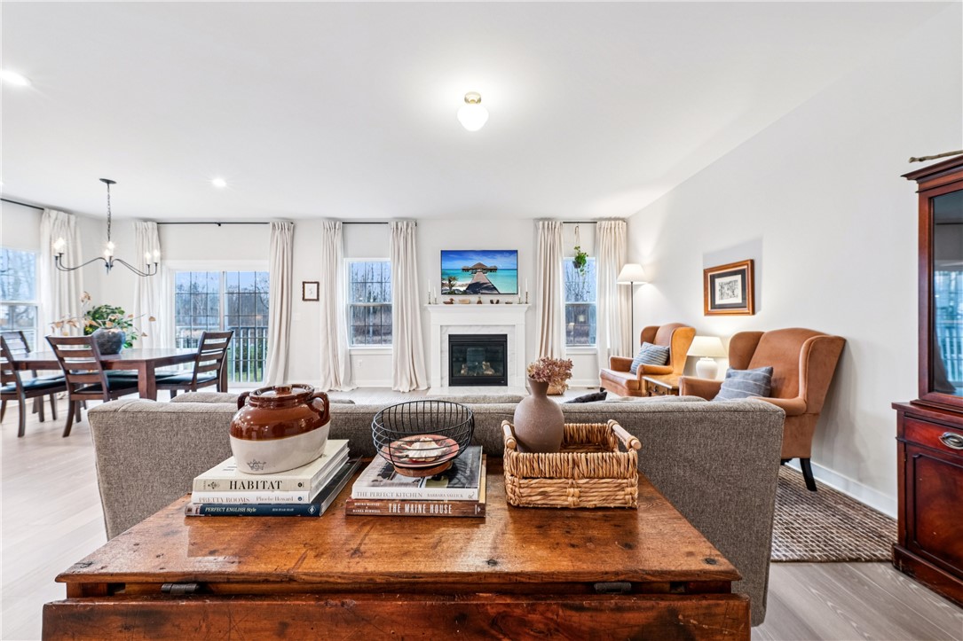 34 Robert Michaels Run Penfield, NY 14526 - Photo 5 of 41