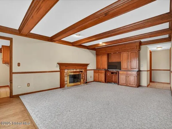 $620,000 | 3077 New Williamsburg Drive, Guilderland, NY 12303