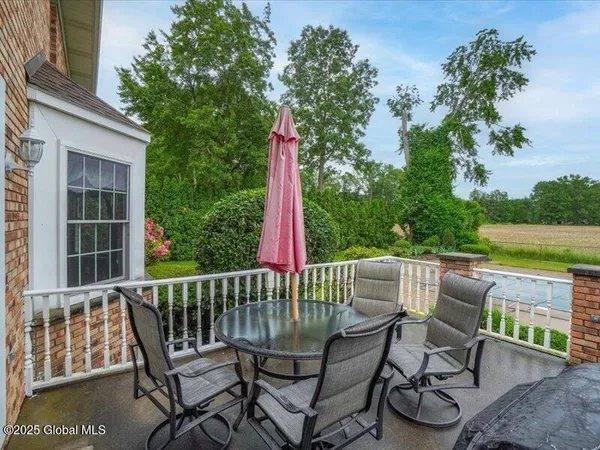 $620,000 | 3077 New Williamsburg Drive, Guilderland, NY 12303