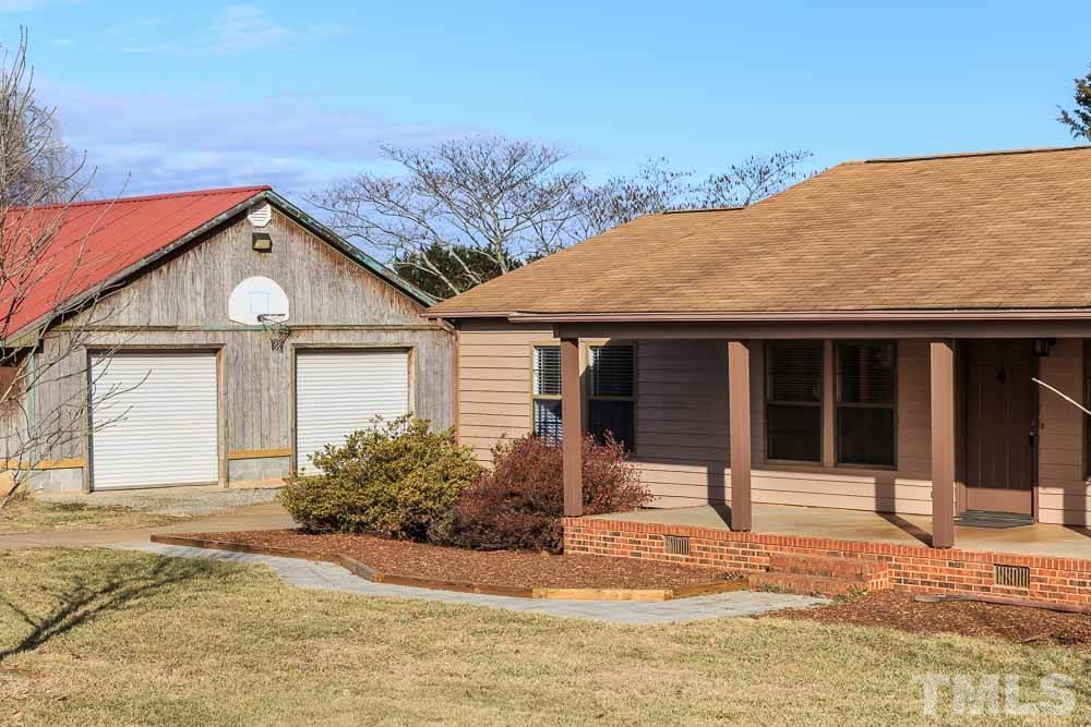5718 Thom Road Mebane, NC 27302 - Photo 4 of 23 Gallery Image 4
