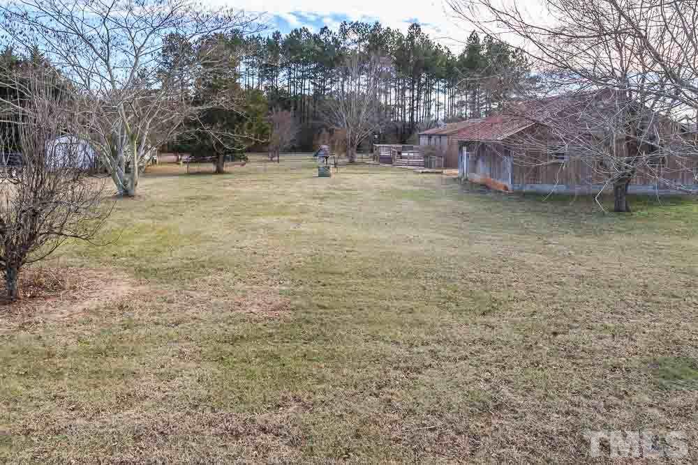 5718 Thom Road Mebane, NC 27302 - Photo 6 of 23 Gallery Image 6