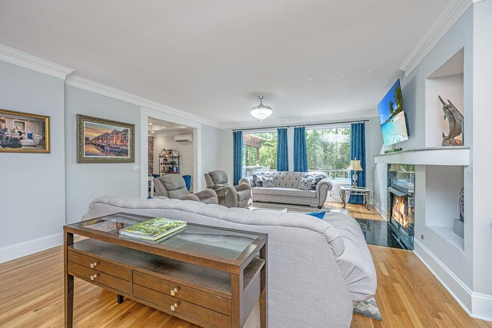 3738 Station Point Court Mount Pleasant, SC 29466 - Photo 4 of 83 20250506012640284150000000-o