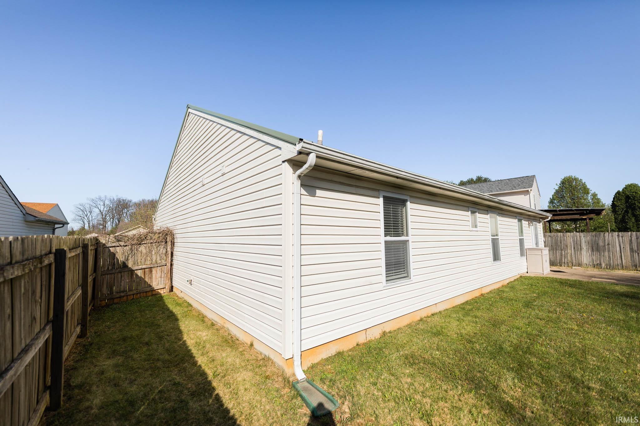 5683 West Bedrock Road Bloomington, IN 47403 - Photo 35 of 36 Gallery Image 35