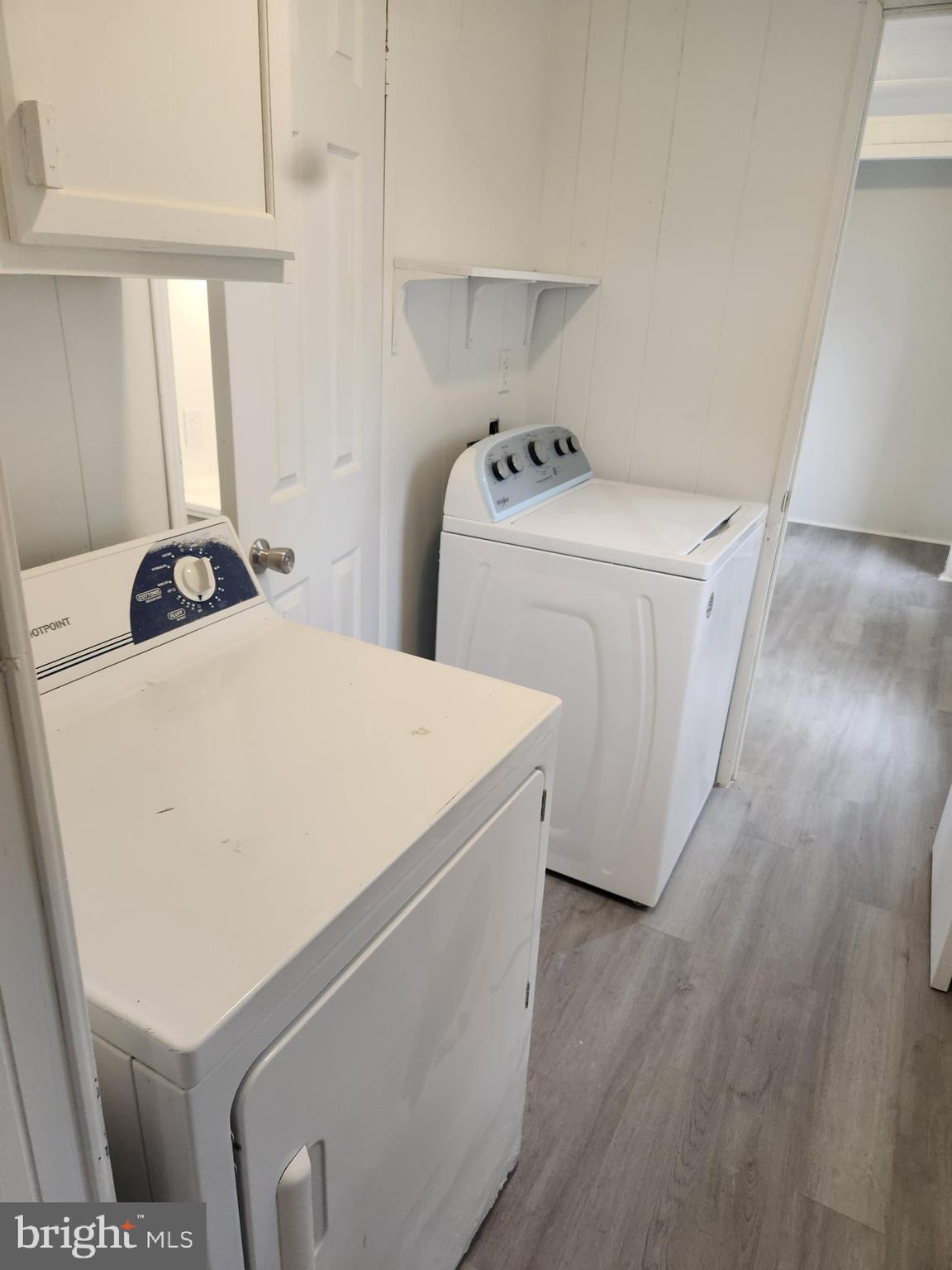 46 Chipawa Avenue Dover, PA 17315 - Photo 10 of 12 a utility room with dryer and washer