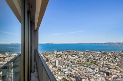 $3,200,000 | 999 Green Street, Unit 2404, San Francisco, CA 94133