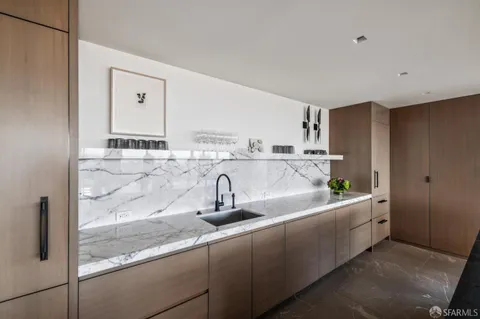 $3,200,000 | 999 Green Street, Unit 2404, San Francisco, CA 94133