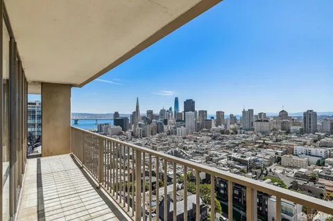 $3,200,000 | 999 Green Street, Unit 2404, San Francisco, CA 94133