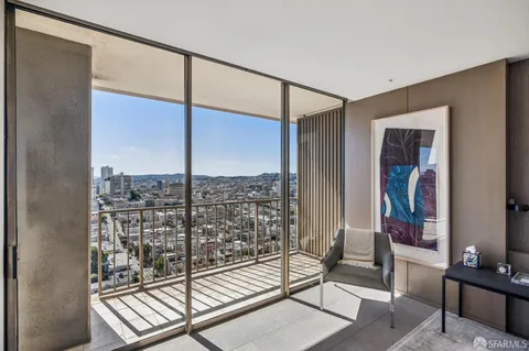 $3,200,000 | 999 Green Street, Unit 2404, San Francisco, CA 94133