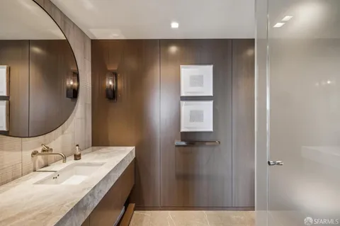 $3,200,000 | 999 Green Street, Unit 2404, San Francisco, CA 94133