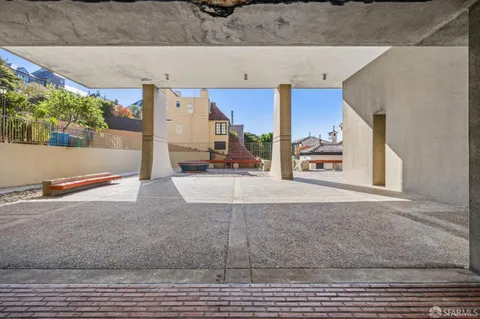 $3,200,000 | 999 Green Street, Unit 2404, San Francisco, CA 94133