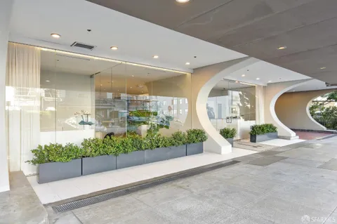 $3,200,000 | 999 Green Street, Unit 2404, San Francisco, CA 94133