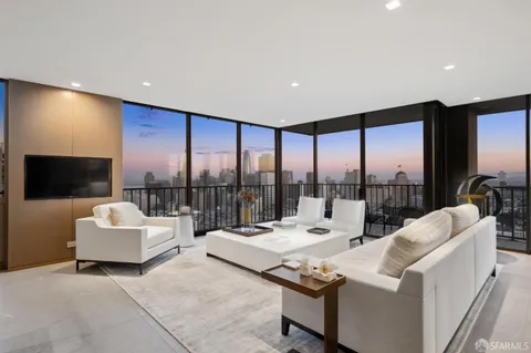 $3,200,000 | 999 Green Street, Unit 2404, San Francisco, CA 94133