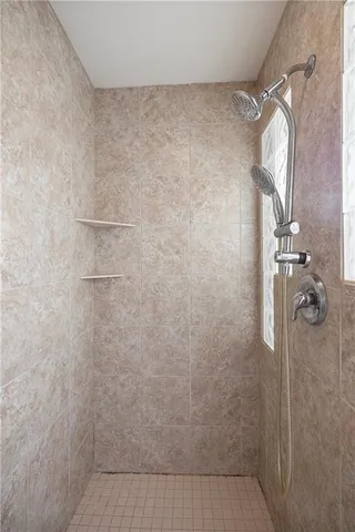 $414,000 | 605 South Franklin Street, Raymore, MO 64083