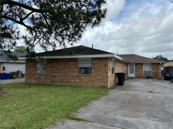 $1,600 | 116 F Street, Unit A, Belle Chasse, LA 70037