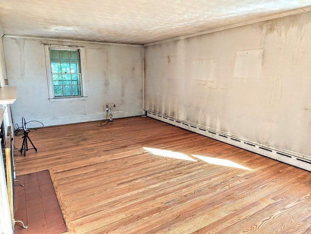 33 Judkins Road Medford, MA 02155 - Photo 3 of 21 Gallery Image 3