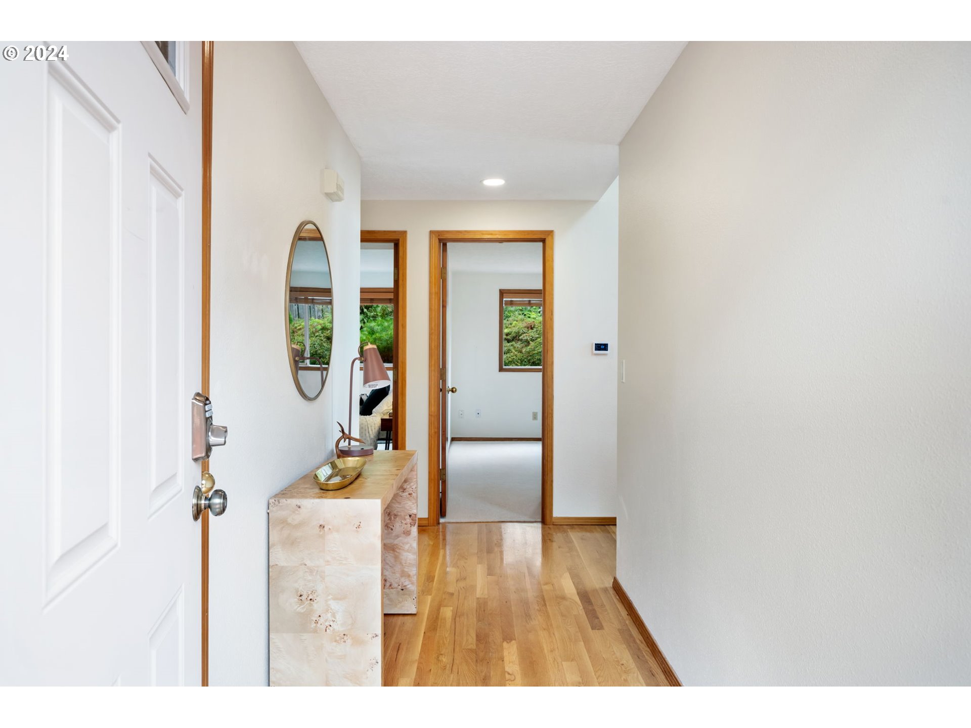 826 Southwest 8th Street Gresham, OR 97080 - Photo 3 of 25 Gallery Image 3
