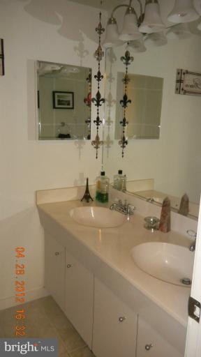 3232 Hewitt Avenue, Unit 22A Silver Spring, MD 20906 - Photo 8 of 10 Bath