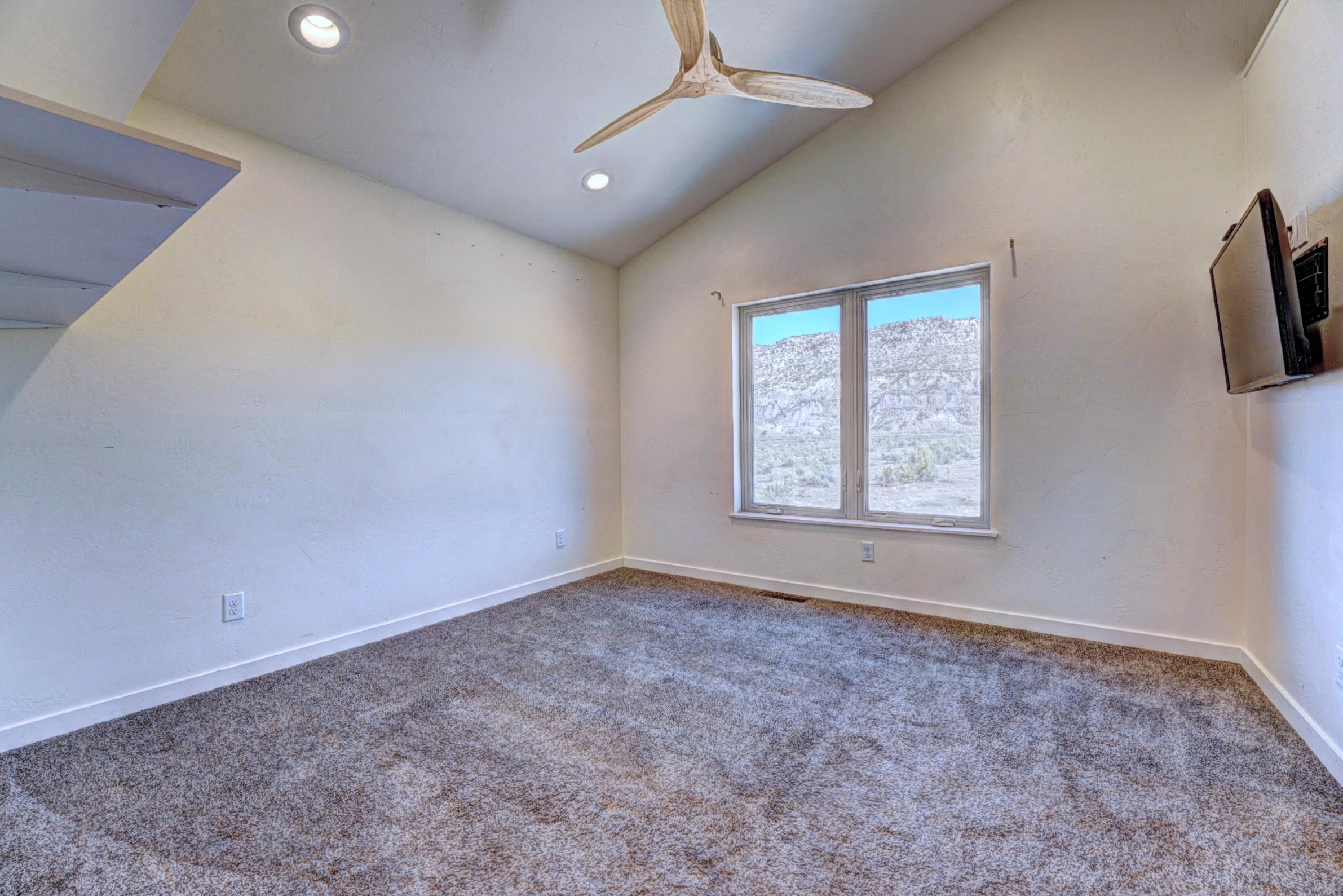 1570-45 45 1/2 Road De Beque, CO 81630 - Photo 10 of 35 an empty room with windows