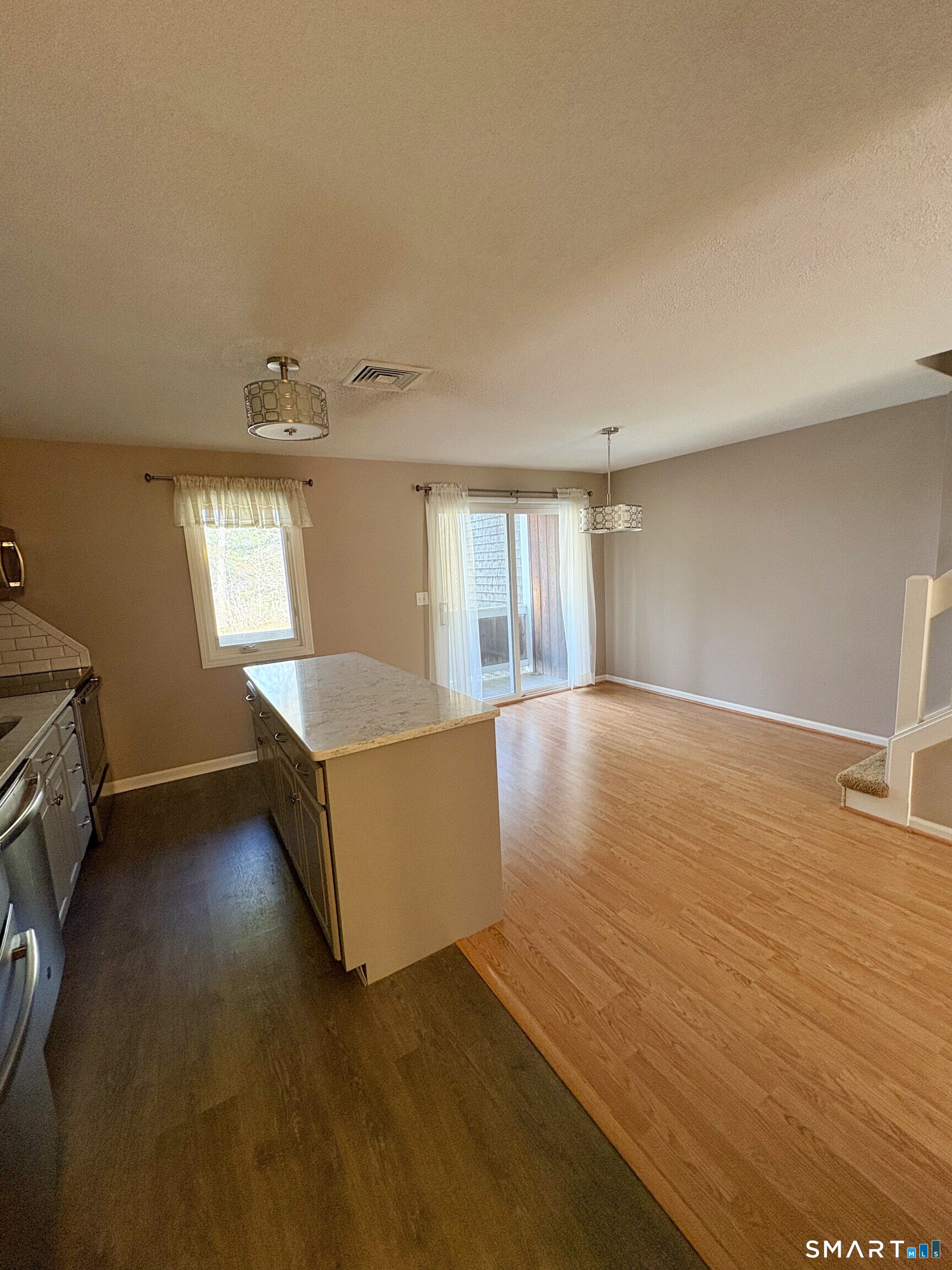 63 Songbird Lane, Unit 63 Farmington, CT 06032 - Photo 7 of 20