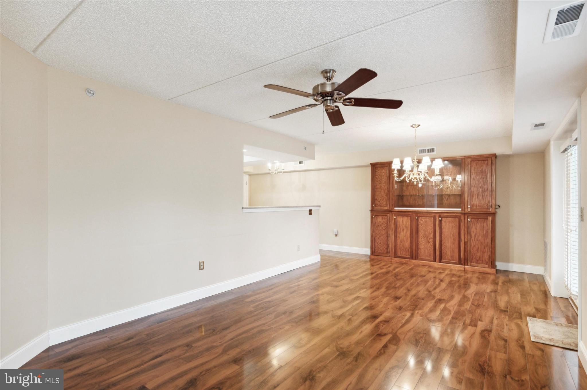 622 Brandon Road Norristown, PA 19403 - Photo 5 of 30 Gallery Image 5