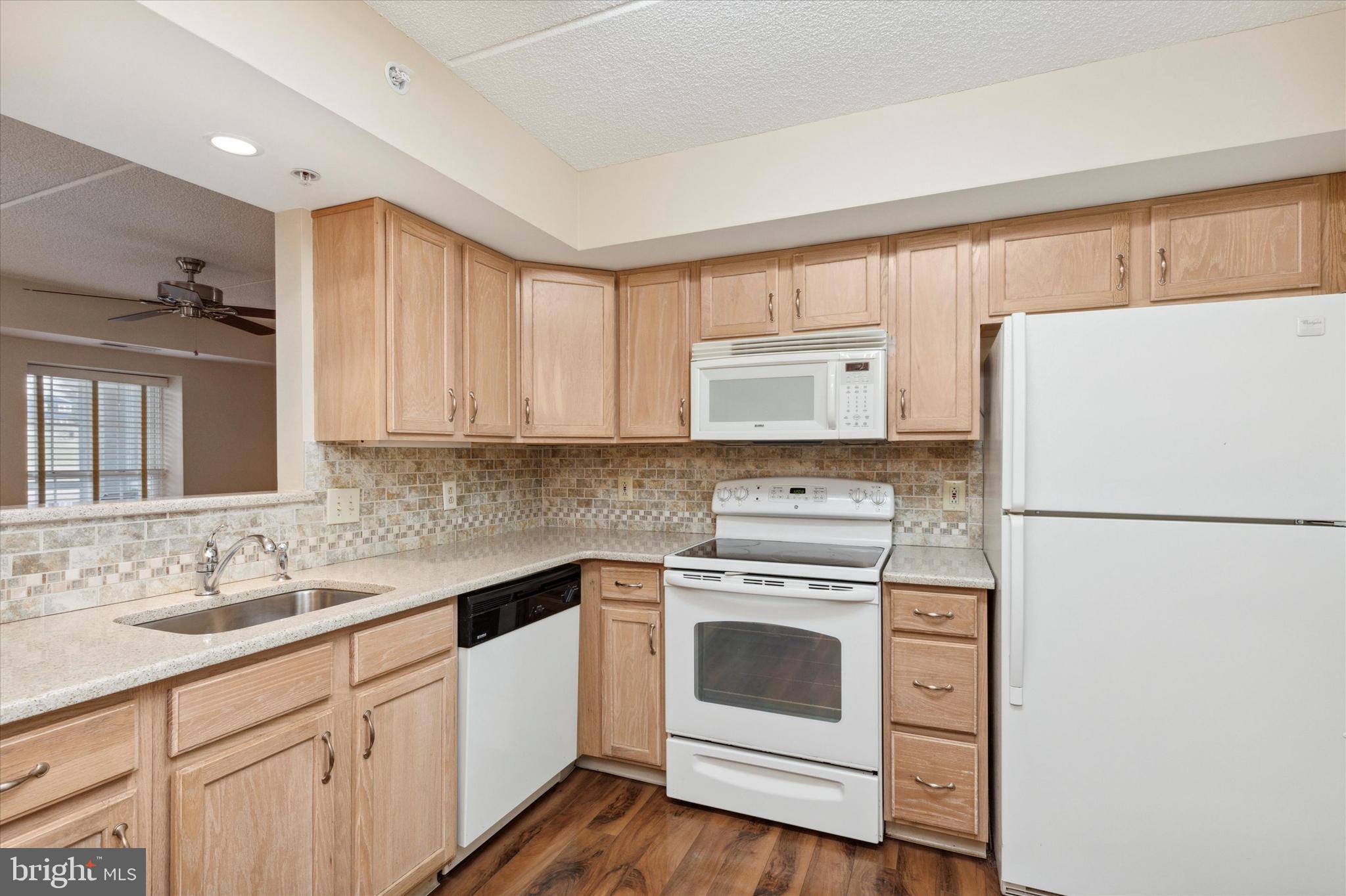 622 Brandon Road Norristown, PA 19403 - Photo 8 of 30 Gallery Image 8