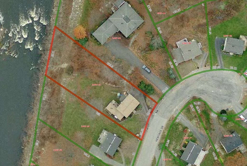 72 Heritage Drive Lowell, MA 01852 - Photo 3 of 29