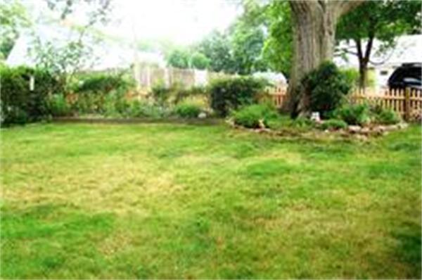 26 Thayer Road Braintree, MA 02184 - Photo 3 of 8