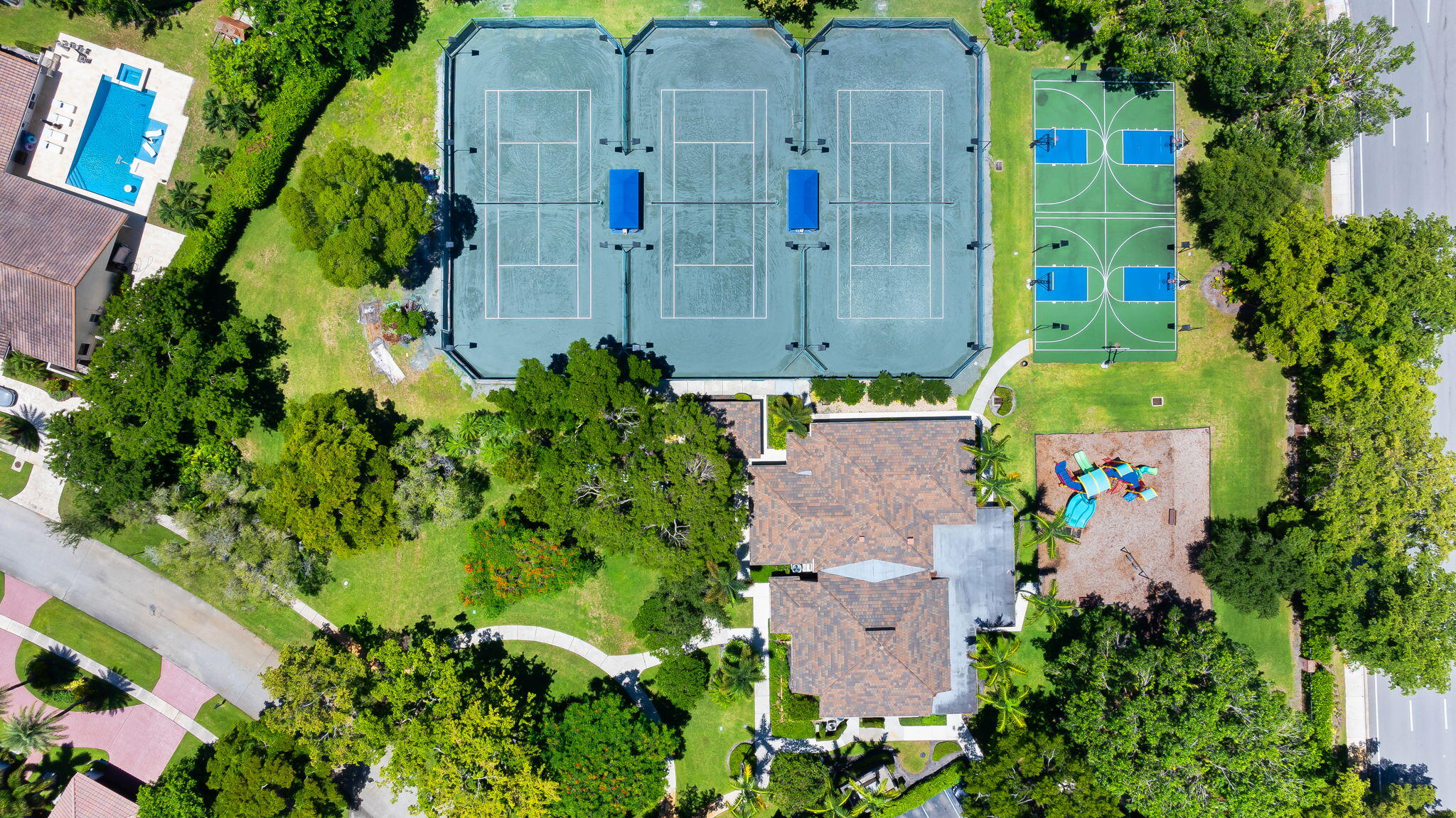 4885 Regency Court Boca Raton, FL 33434 - Photo 37 of 38 an aerial view of a house