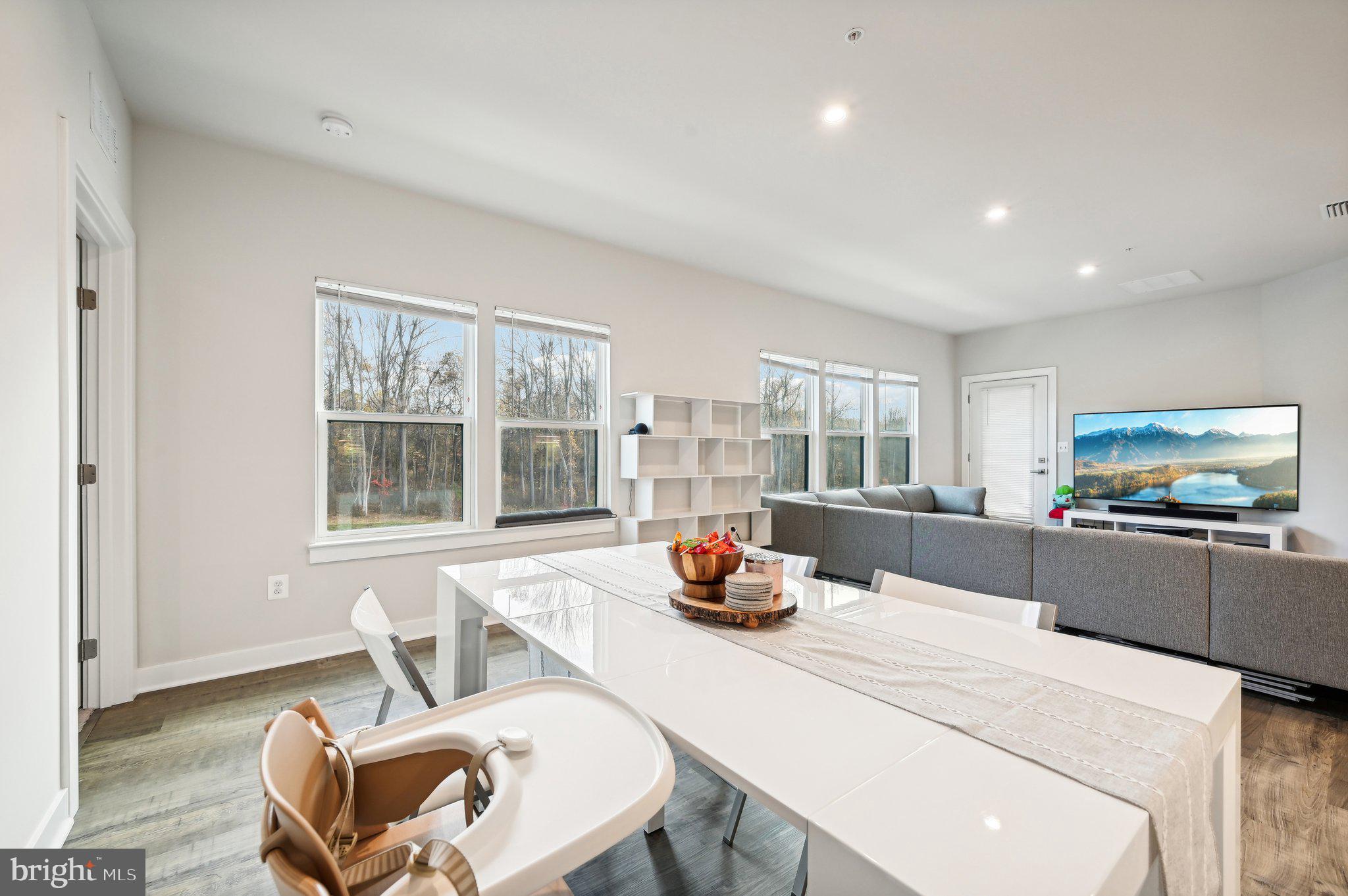 10421 Resort Road, Unit N Ellicott City, MD 21042 - Photo 28 of 38 Gallery Image 28