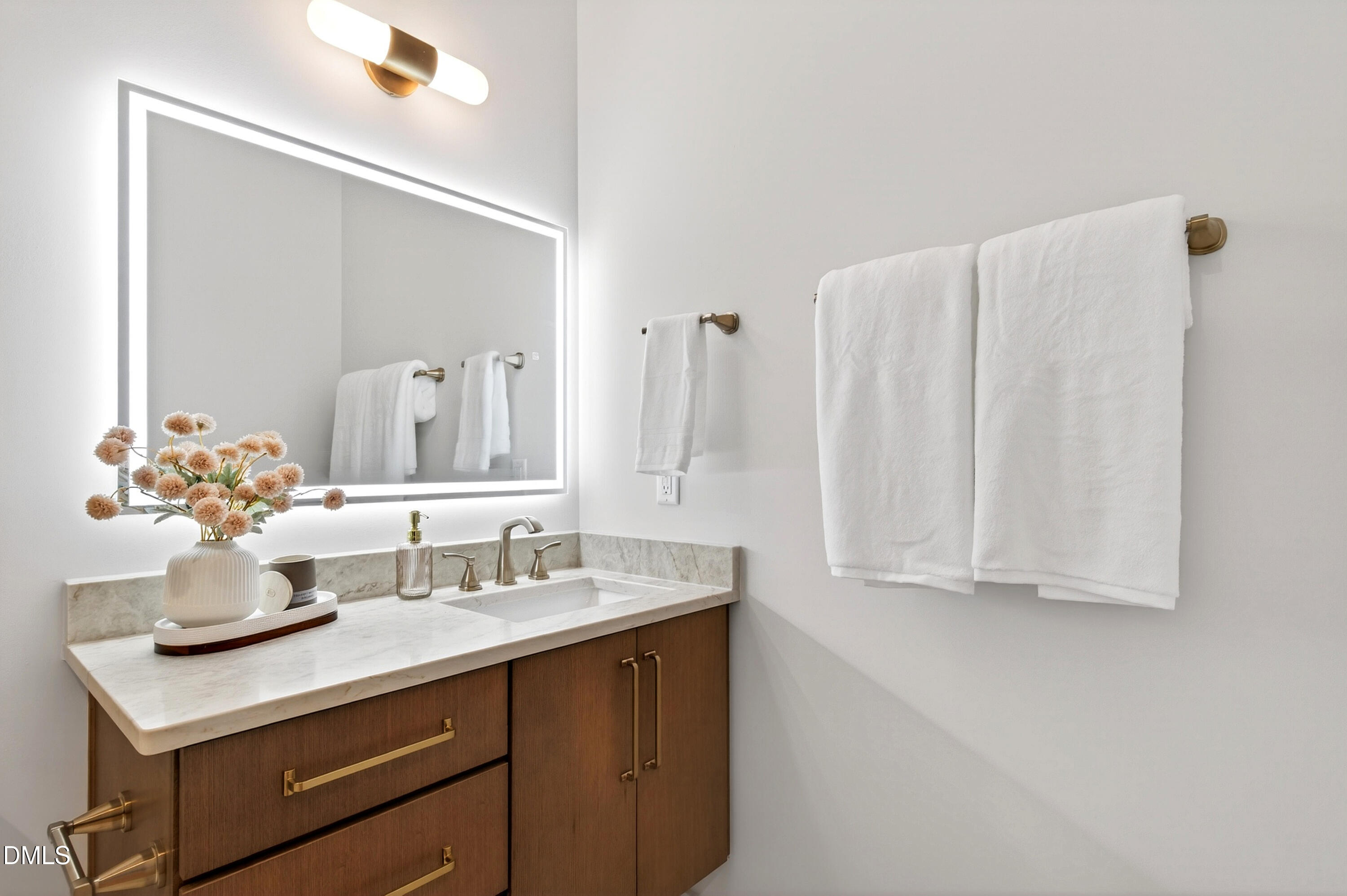 105 Edenburgh Road Raleigh, NC 27608 - Photo 35 of 42