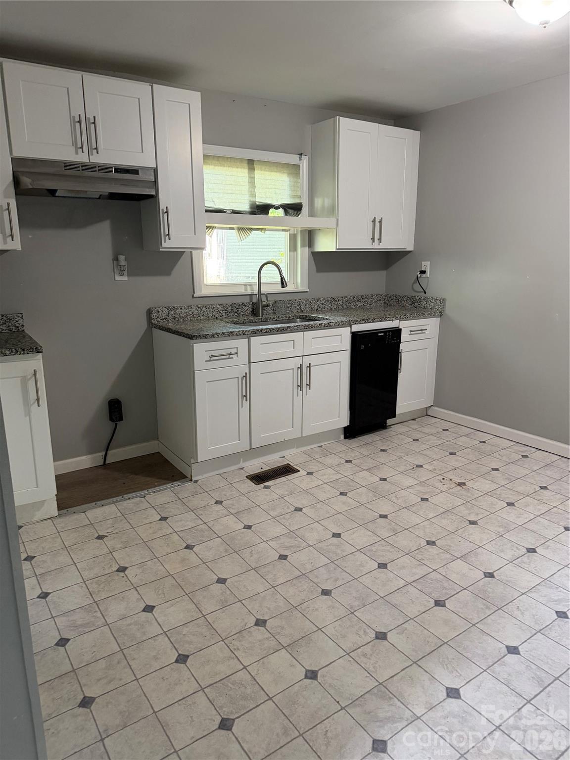 3724 Kathy Road Morganton, NC 28655 - Photo 15 of 22 Gallery Image 15
