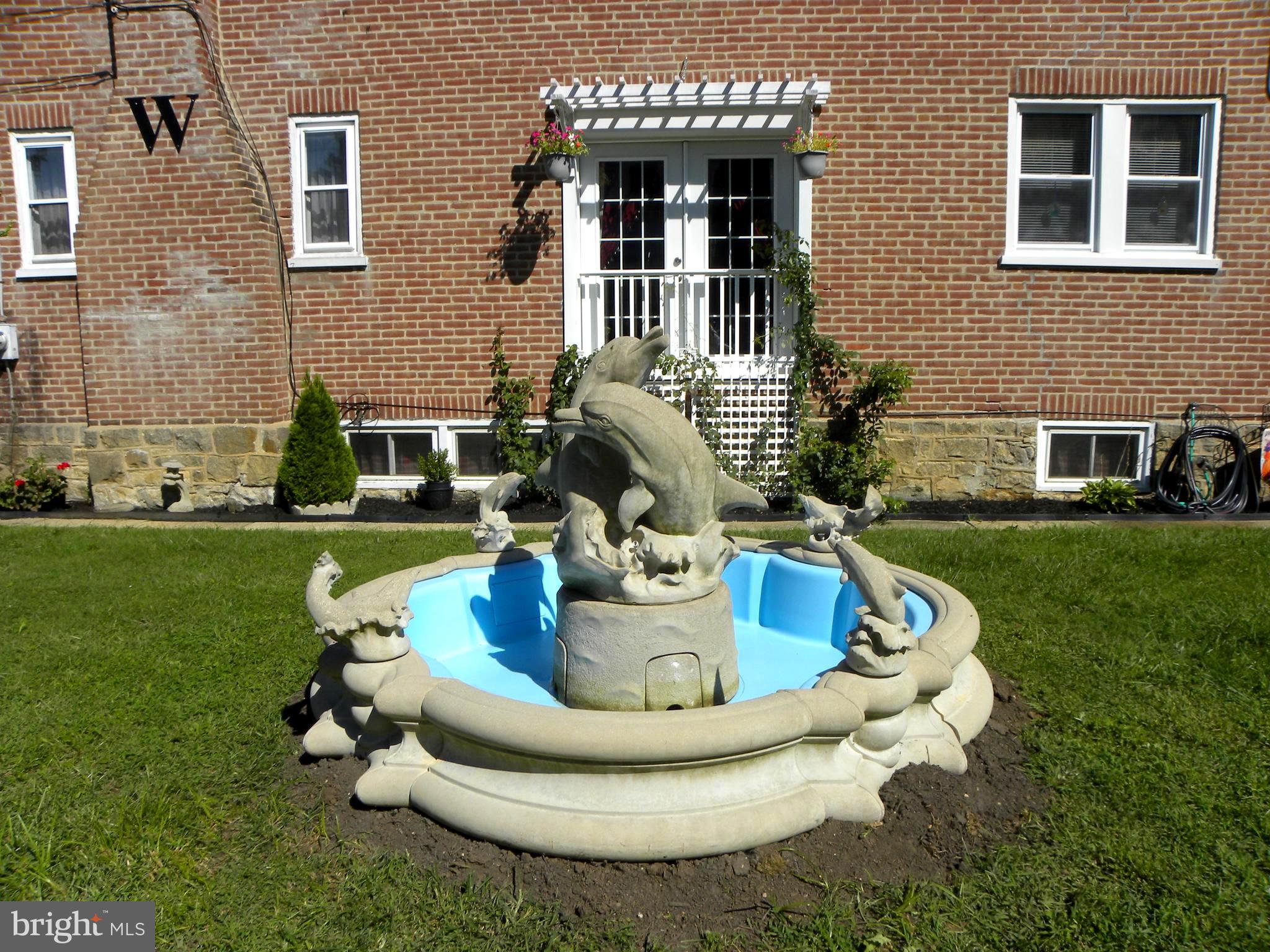 123 East Avon Road Brookhaven, PA 19015 - Photo 11 of 51 French doors, decorative pergola & Juliet Balcony!
