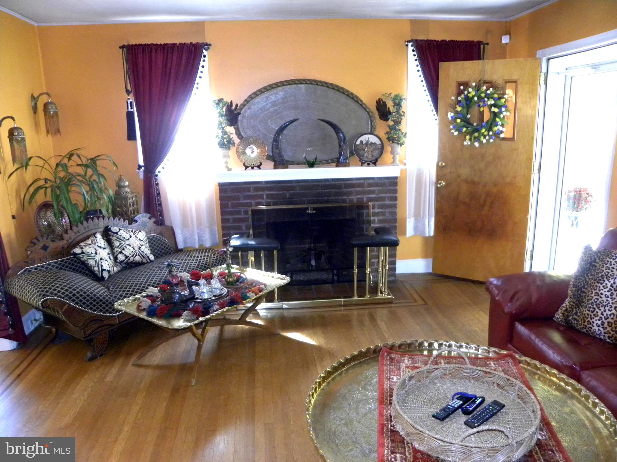 123 East Avon Road Brookhaven, PA 19015 - Photo 20 of 51 Gorgeous original hardwood flooring!